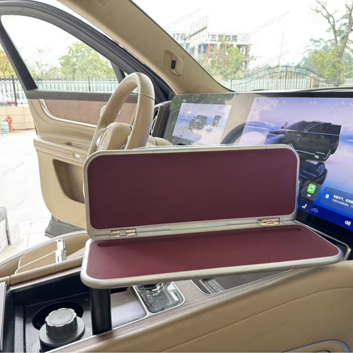 新型車用折りたたみ式トレイテーブル、後部座席運転者向けポータ - Desk Setup Notebook のレビューと価格