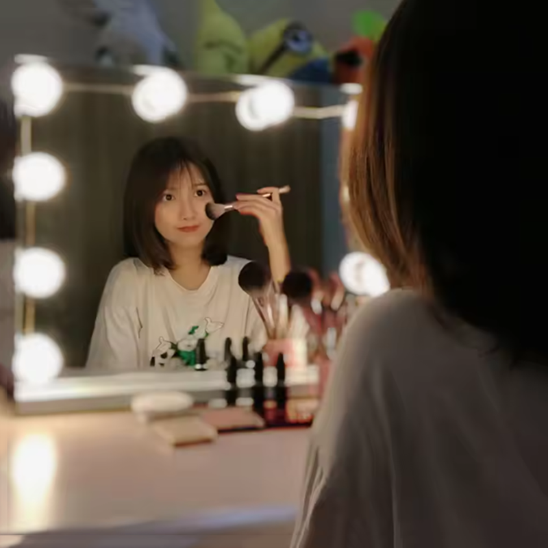USB LEDハリウッドバニティランプ、取り外し可能な化粧鏡 - Desk Setup Lighting のレビューと価格