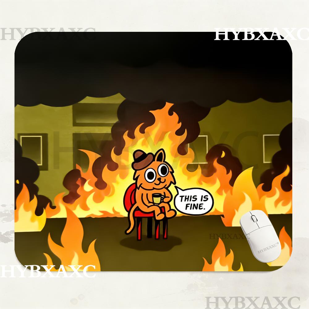 HYBXAXC This Is Fine Cat Meme  - Work Desk Home Setup のレビューと価格